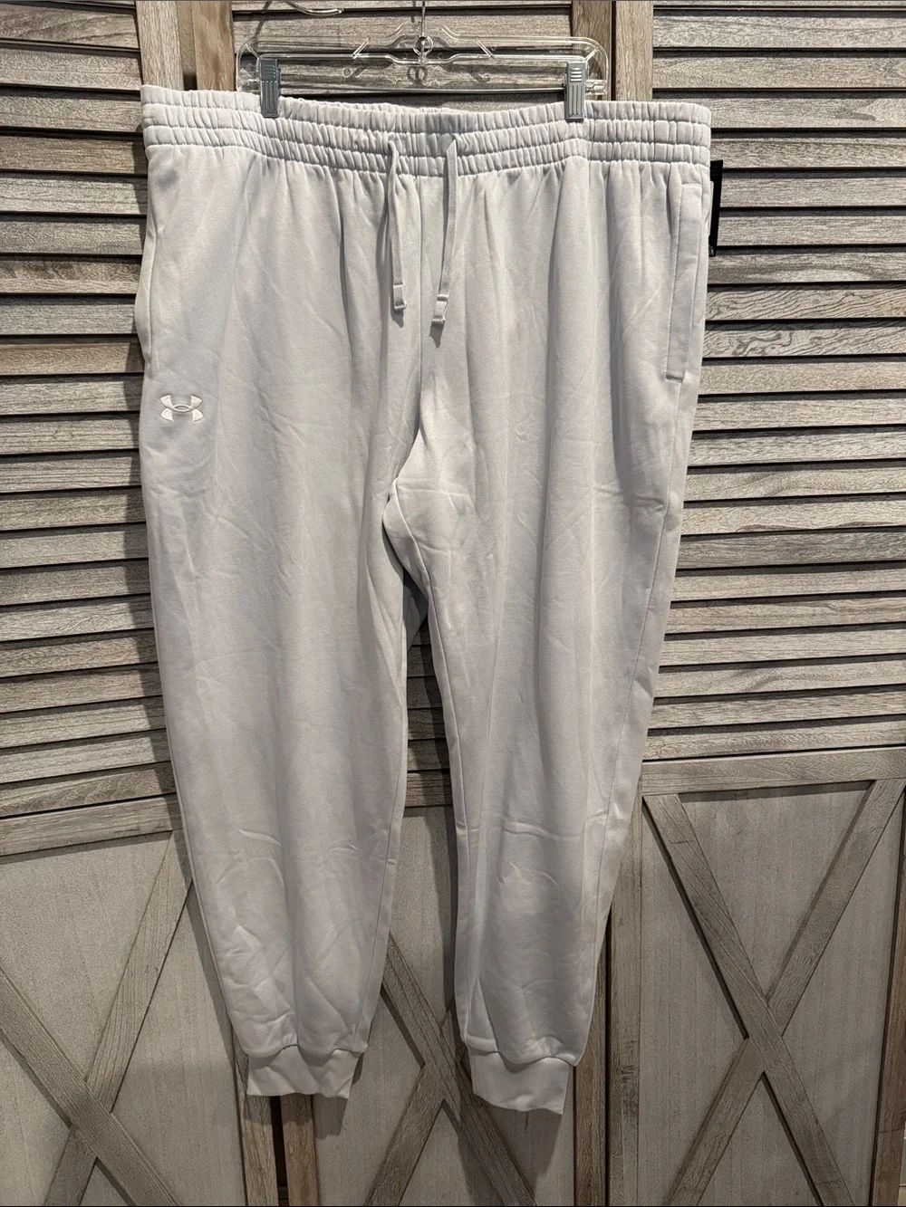 Under Armour Men’s Light Gray Jogger Sweatpants size 3XLT